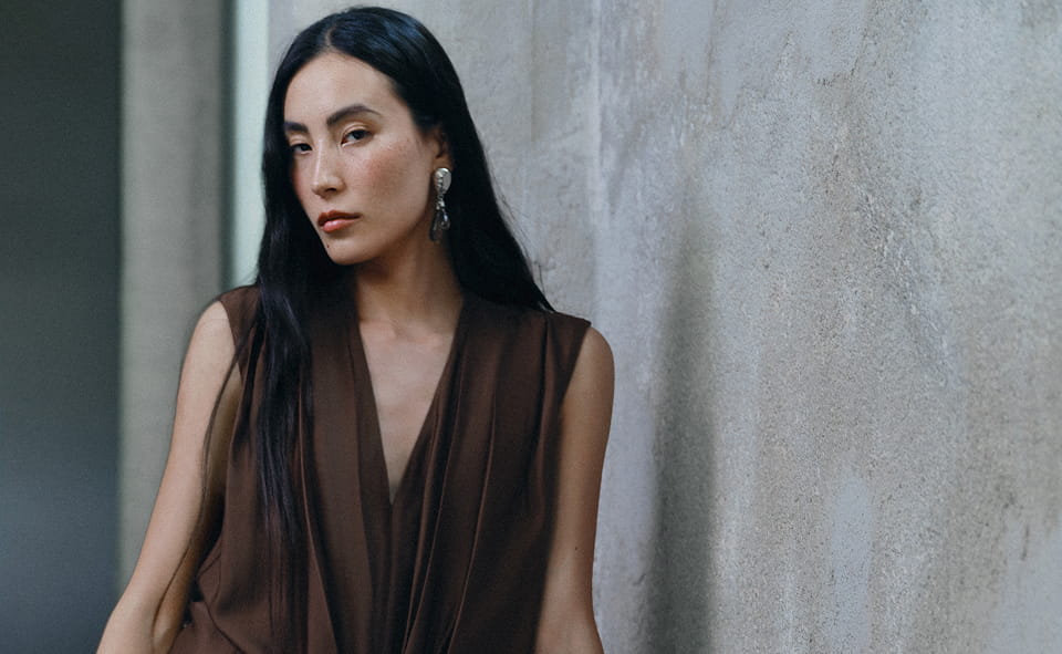 Pedro del Hierro mujer