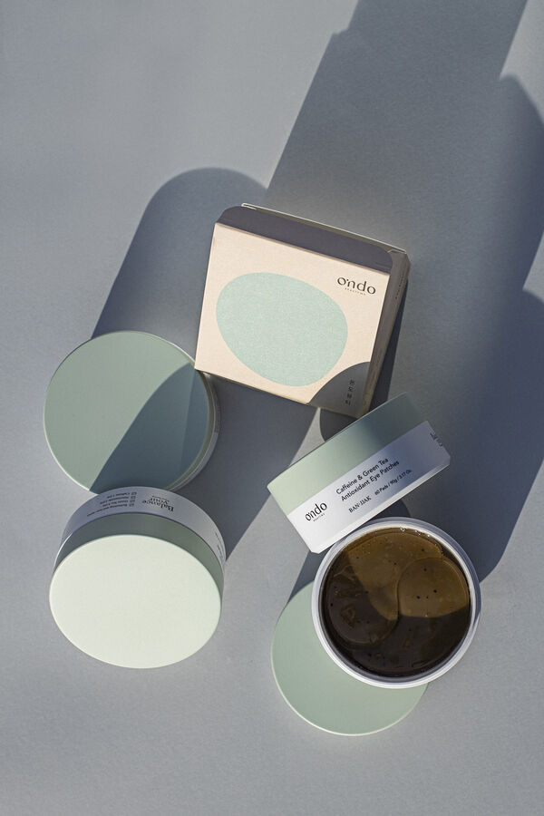 Ondo beauty 36.5 Parches antioxidantes para ojos con cafeína y té verde Blanco