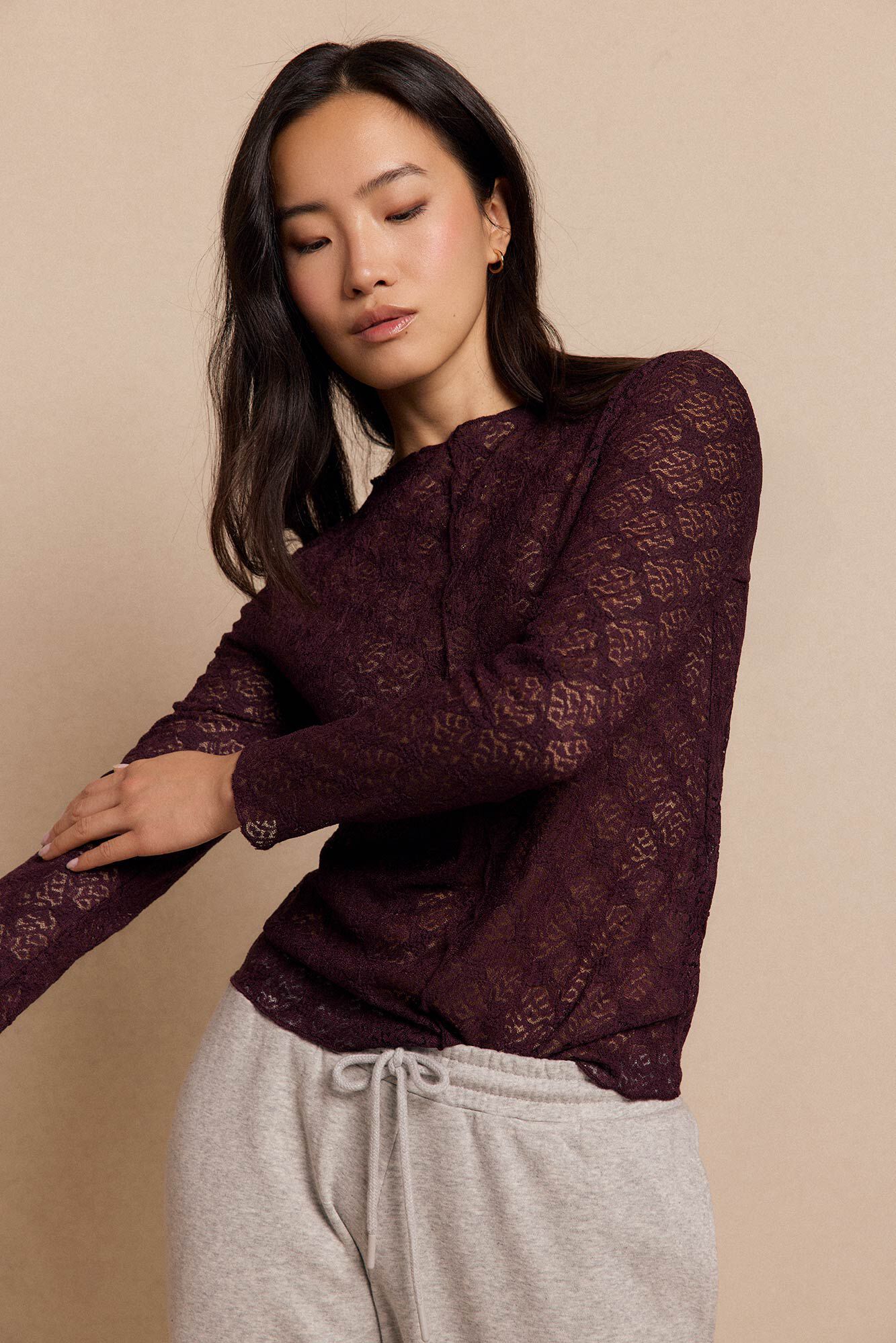 Slowlove Top de renda assim&eacute;trico