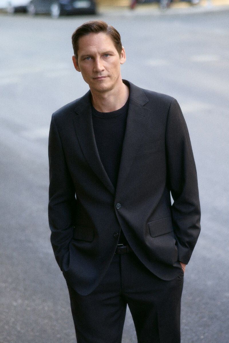 Cortefiel Black Series XXI blazer