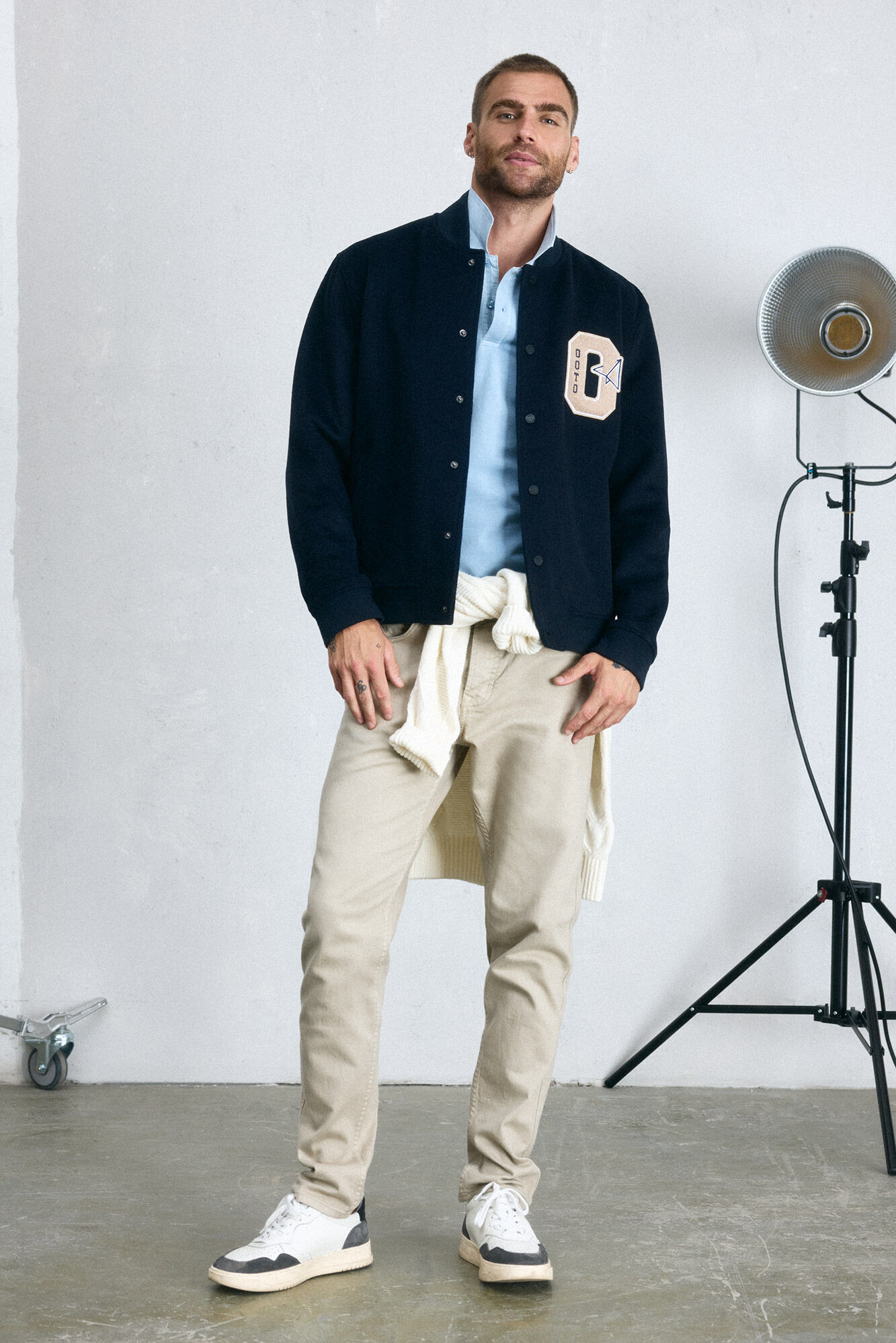 Cortefiel Pantalón 5 bolsillos color slim