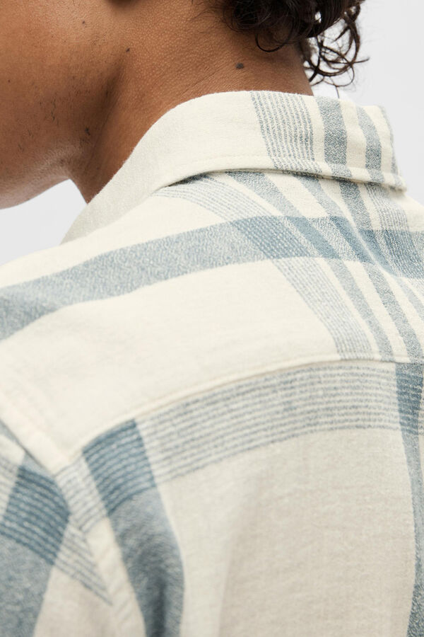 Cortefiel Camisa de manga larga de cuadros Relaxed Fit confeccionada con algodón y lino Blanco 
