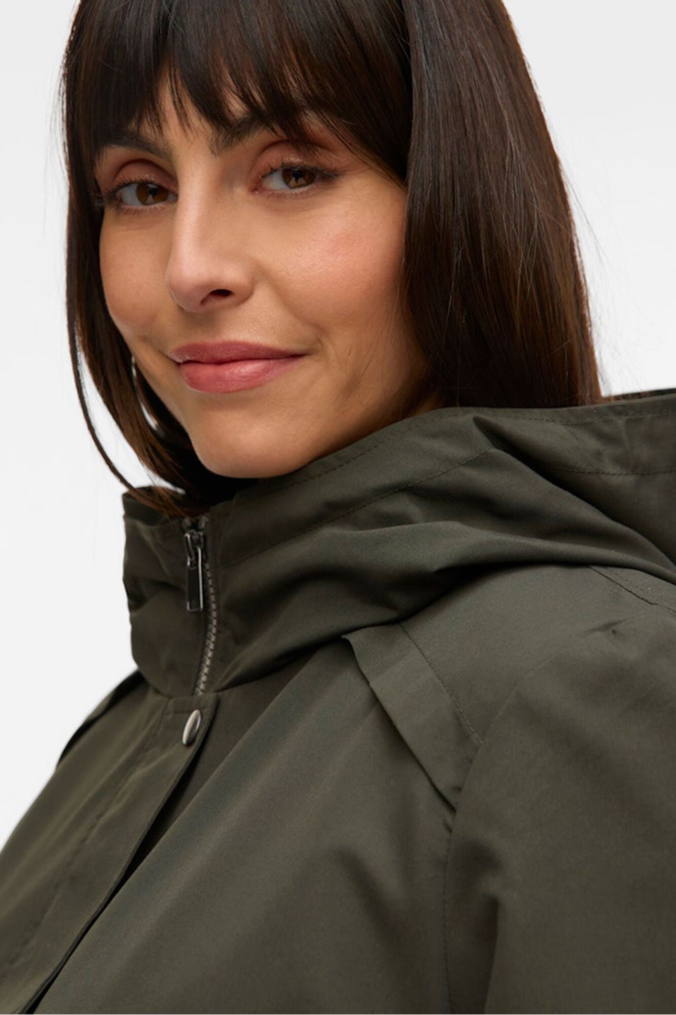 Vero Moda Curve Parka curta com capuz plus size