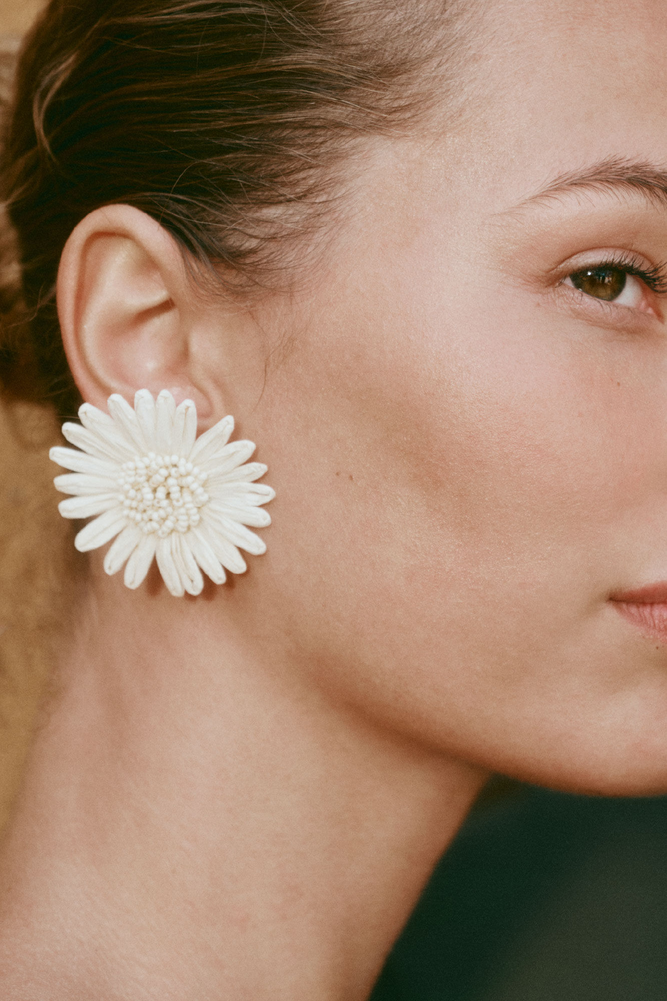 Cortefiel Daisy earrings
