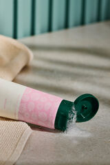 The Body Shop Vitamin E Facial Cleanser 125 ml Multicolour