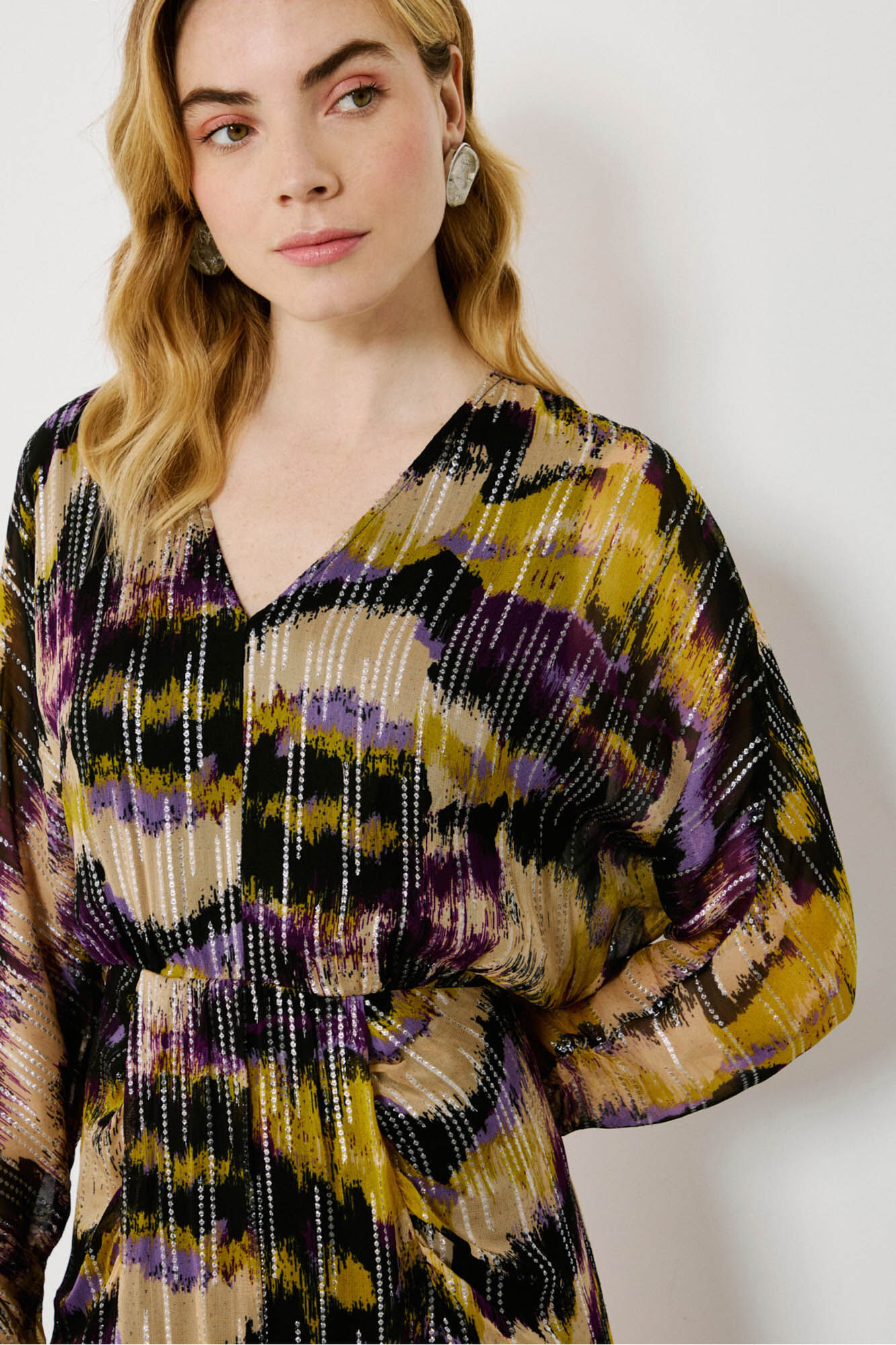 Vila Vestido midi estampado com lurex