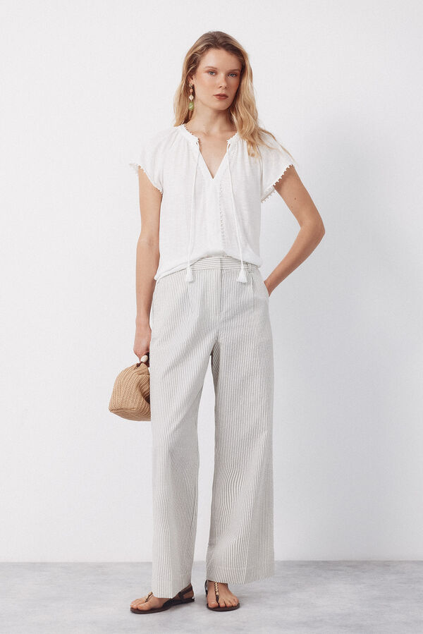 Cortefiel Flowy t-shirt with trim White