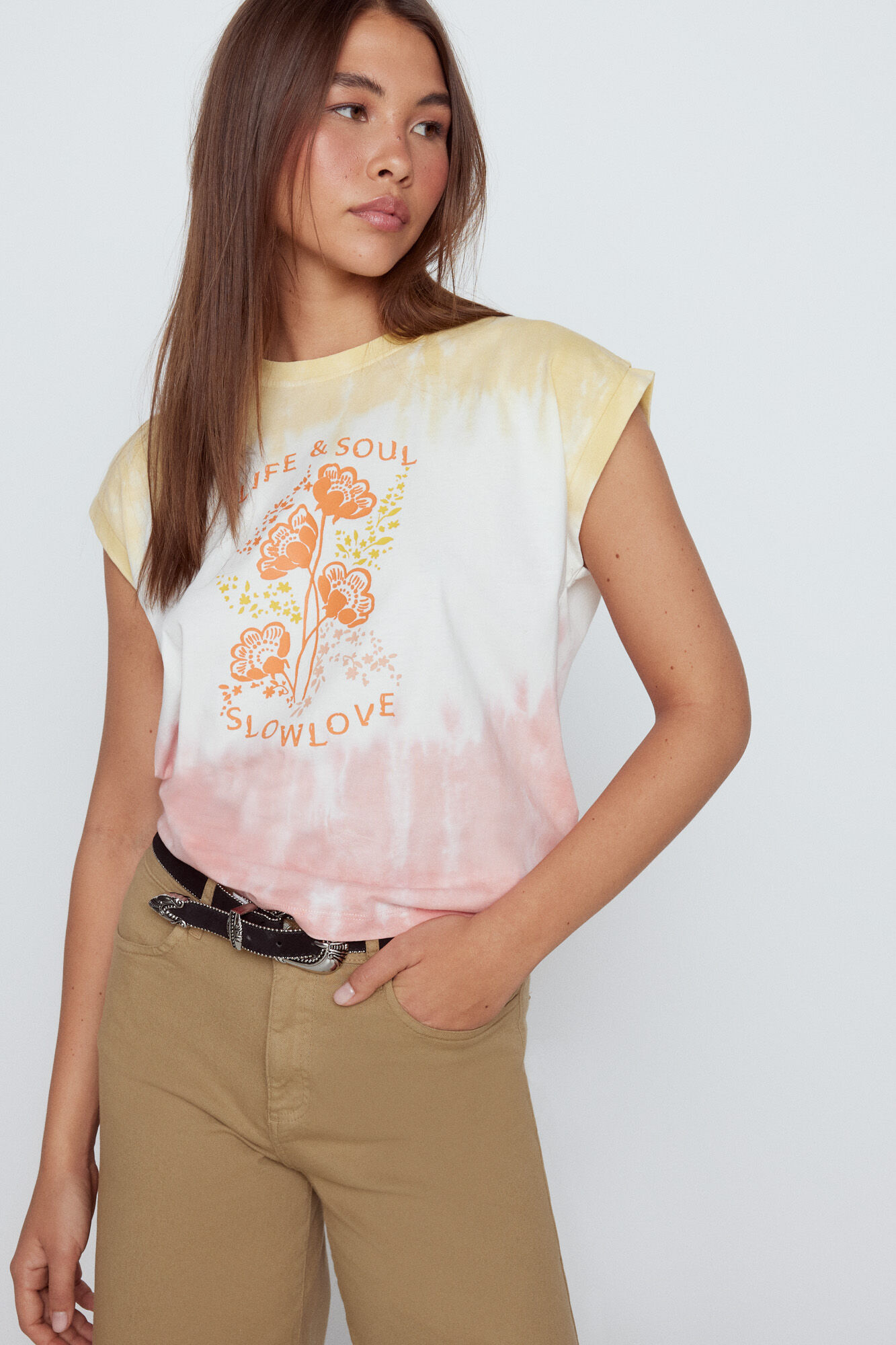 Printed T shirt Women s T shirts and polo shirts Cortefiel