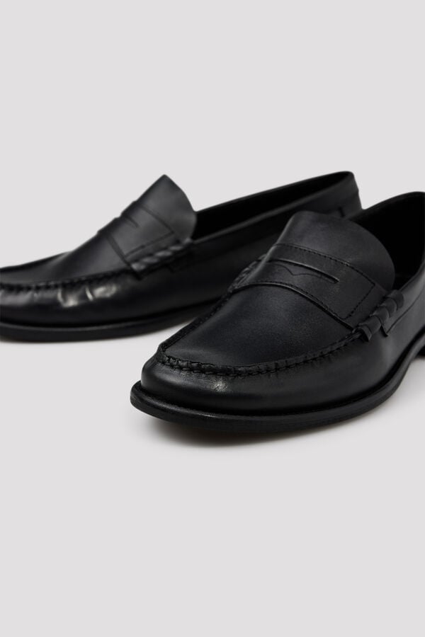 Cortefiel Mocas&iacute;n piel antifaz Negro
