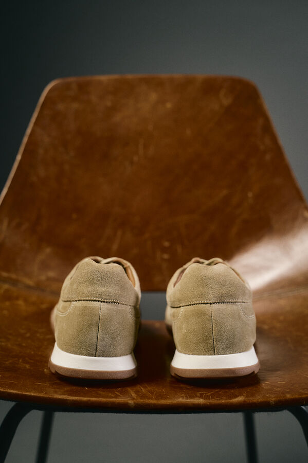 OOTO Sapatilha de pele croute Castanho