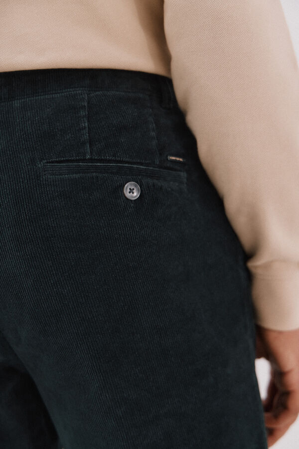 Cortefiel Pantalón chino pana Verde oscuro