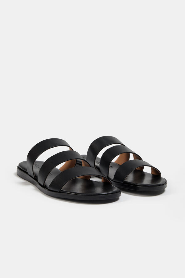 Bryan Stepwise Sand&aacute;lia rasa em pele Preto