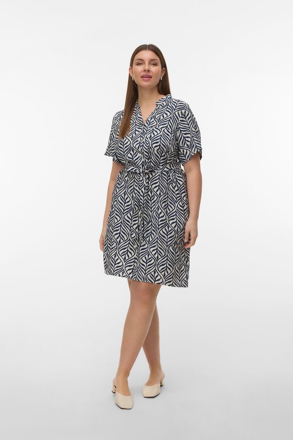 Vero Moda Curve Vestido curto estampado de manga curta tamanho grande Cinzento