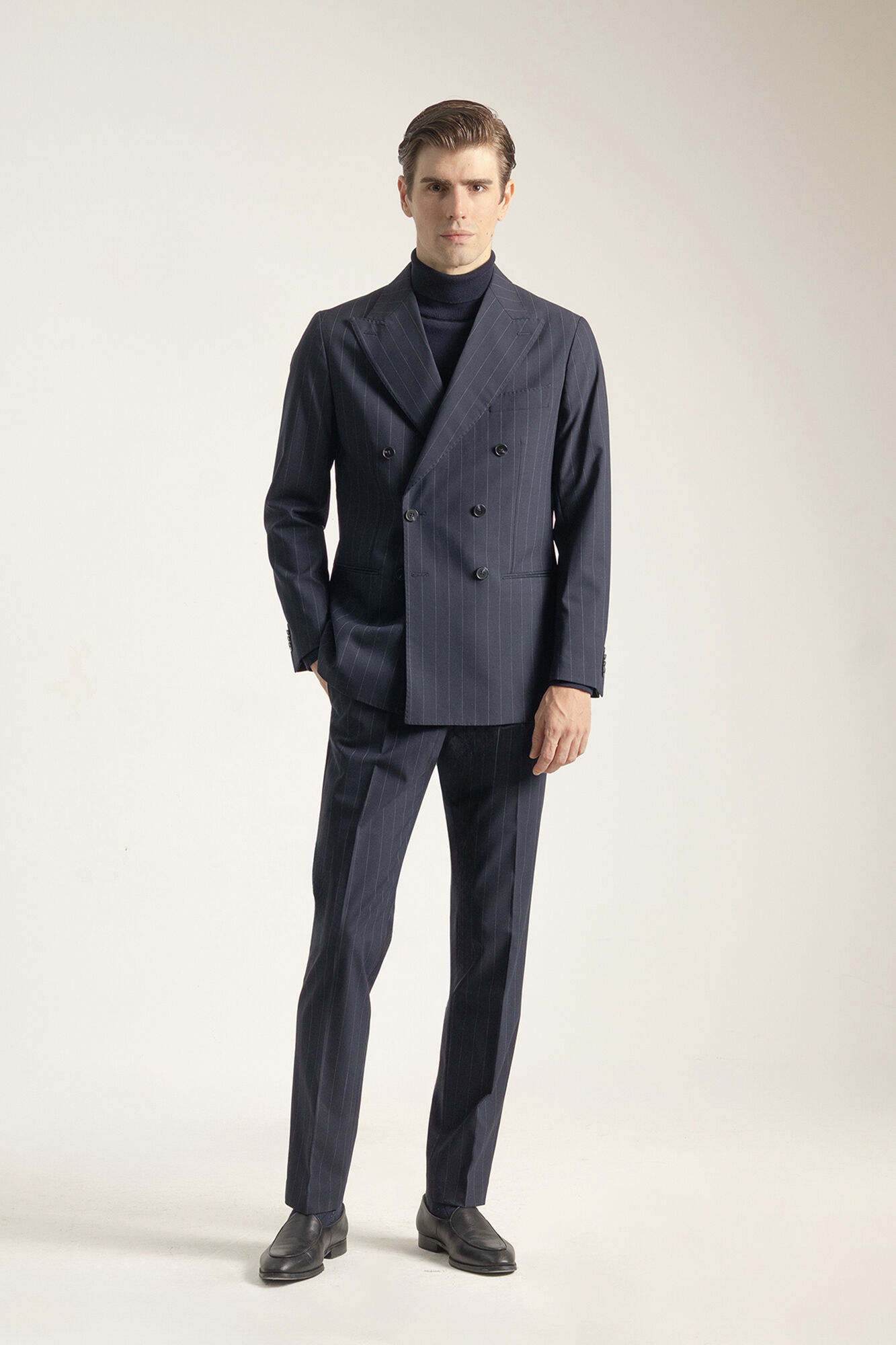 PuroEGO Traje cruzado raya diplom&aacute;tica marino