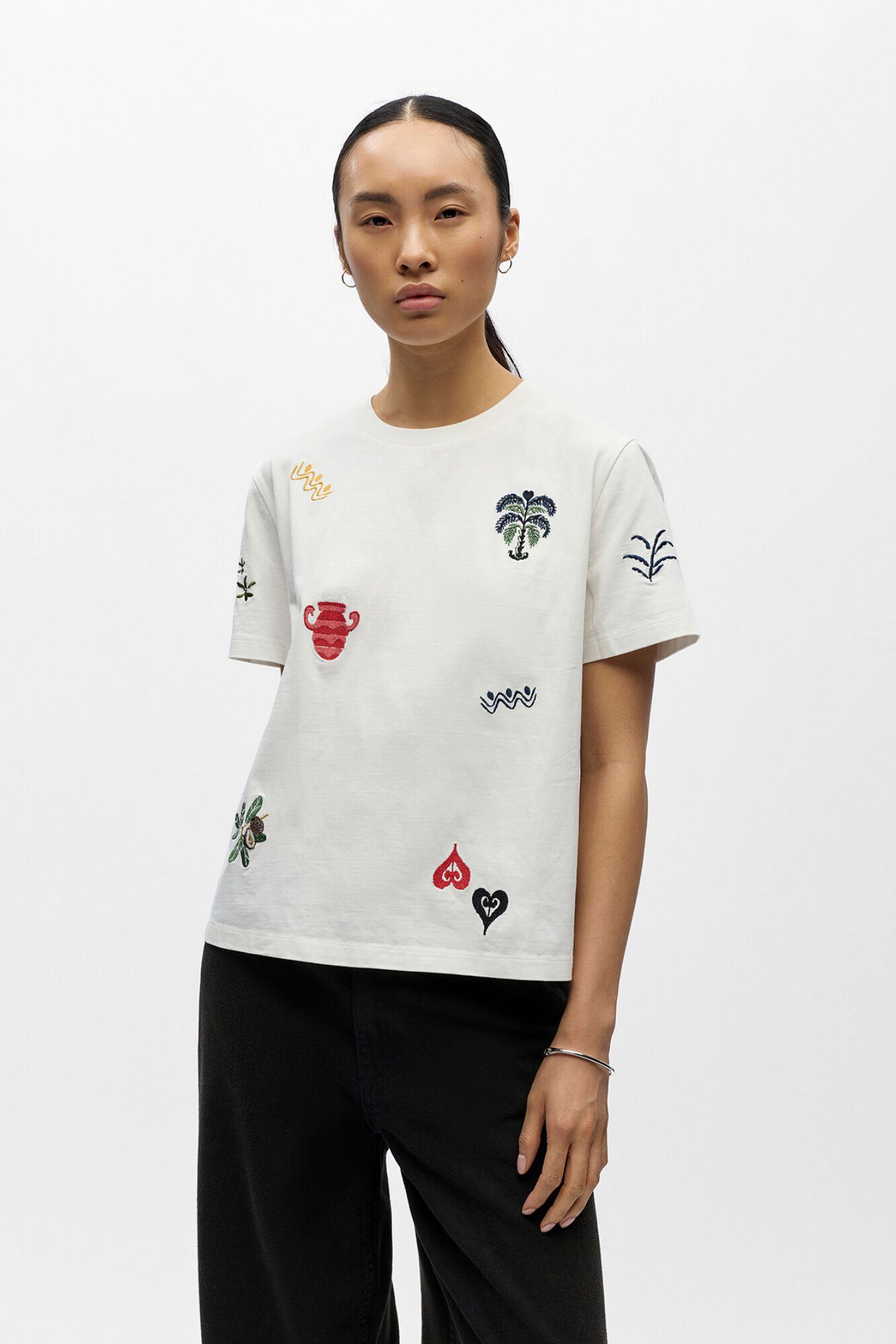 Object Embroidered short sleeve T-shirt