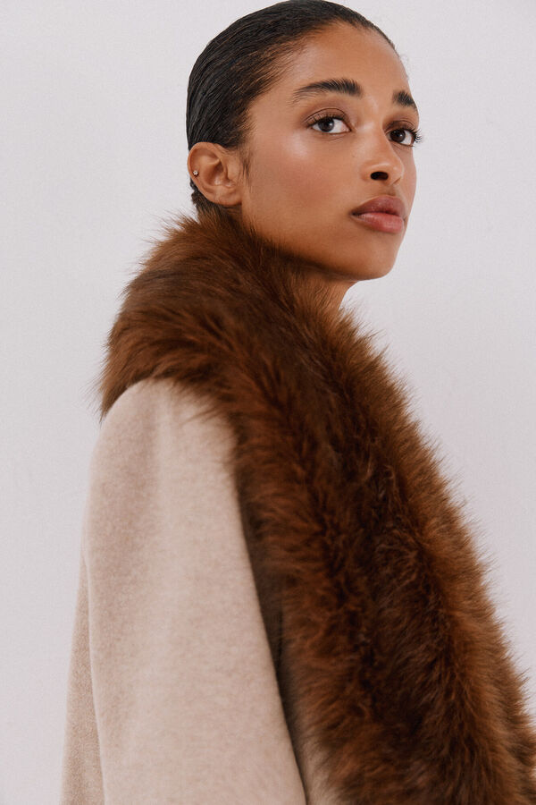 Cortefiel Coat with fur effect detail Nude