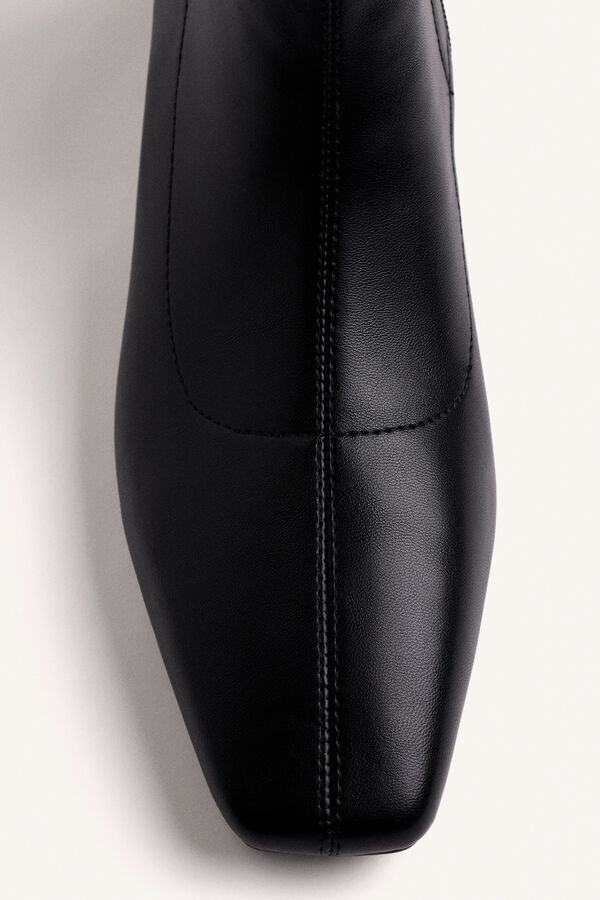 Gioseppo Botins el&aacute;sticos Preto