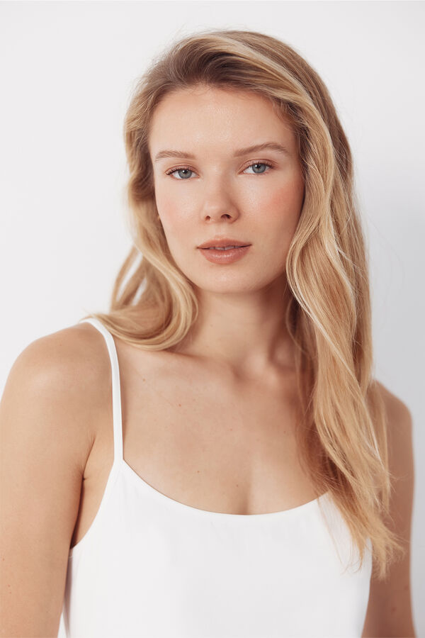 Cortefiel Al&ccedil;as b&aacute;sica Branco