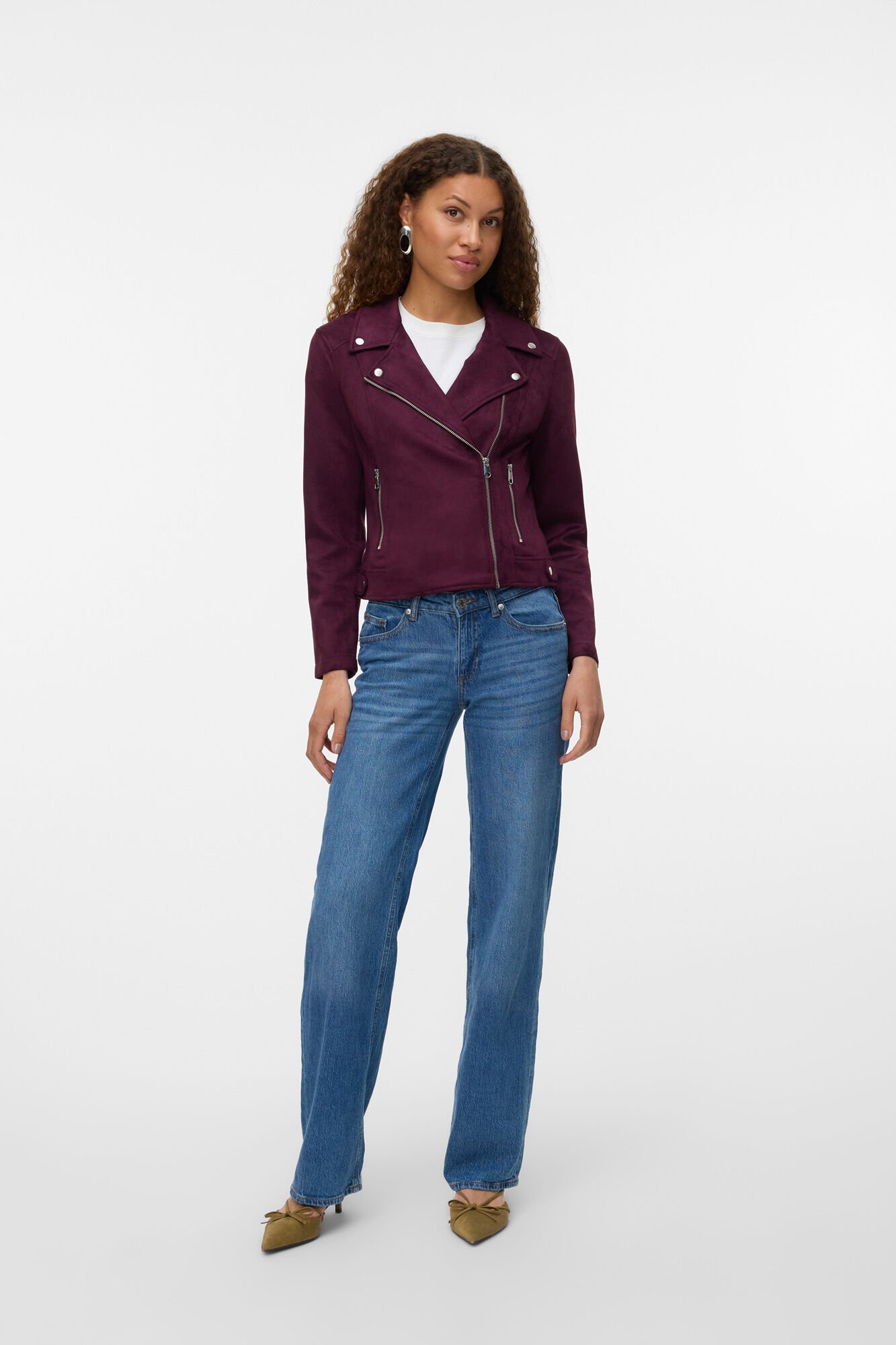 Vero Moda Blus&atilde;o de camur&ccedil;a com tachas