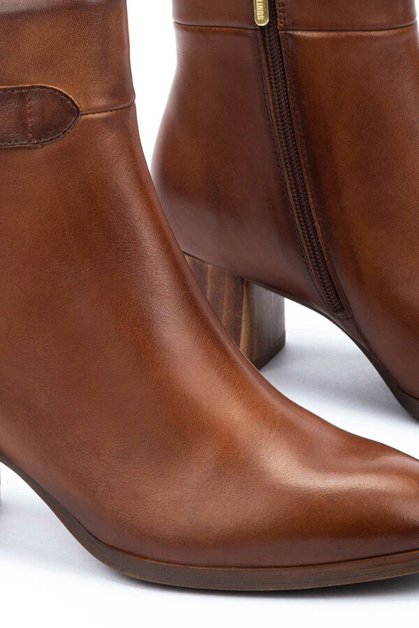 Pikolinos Botins de salto alto Castanho