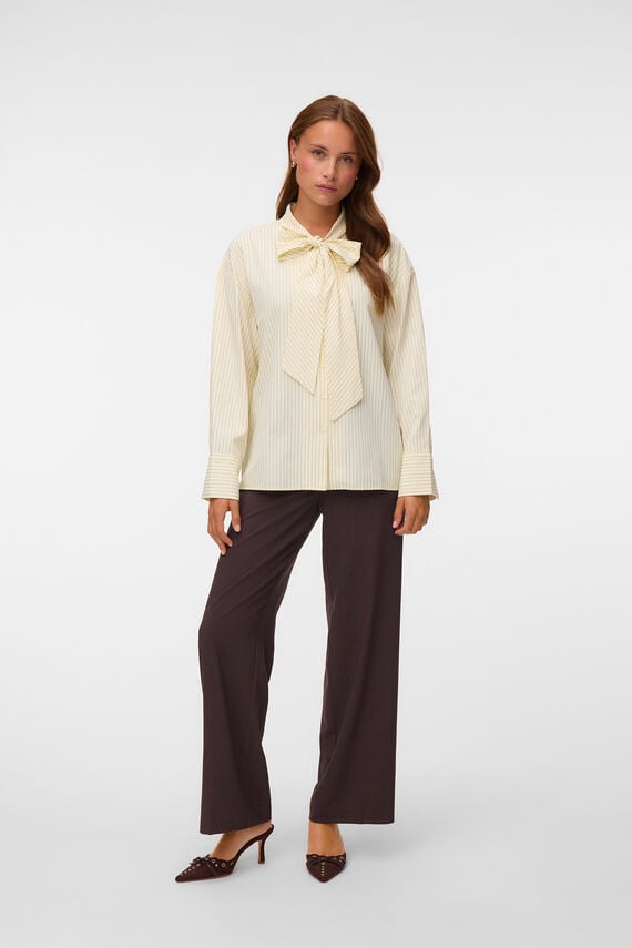 Blusa a rayas con lazo