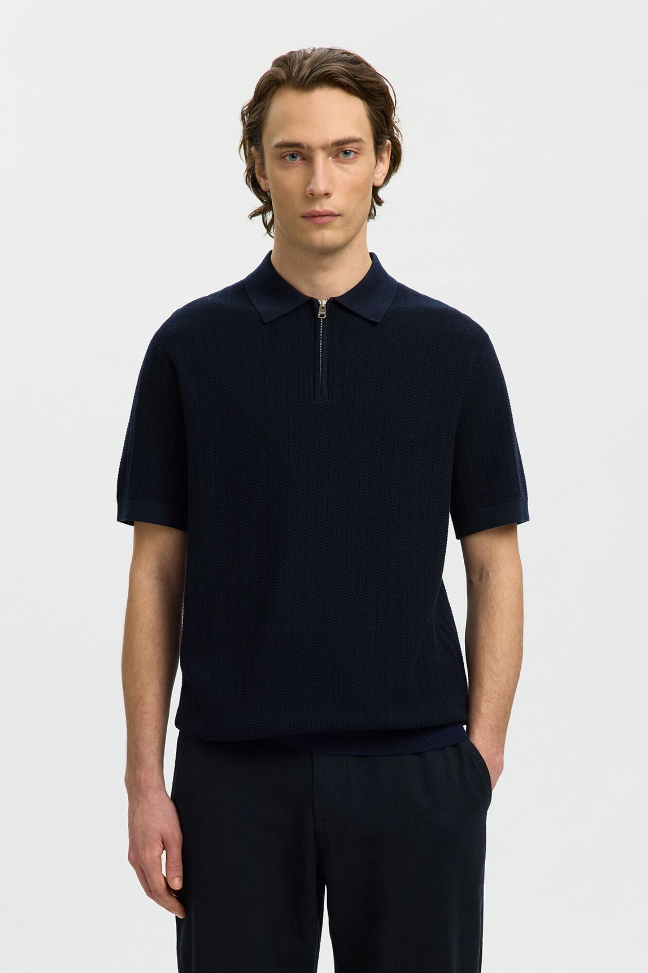 Selected Polo de punto con media cremallera