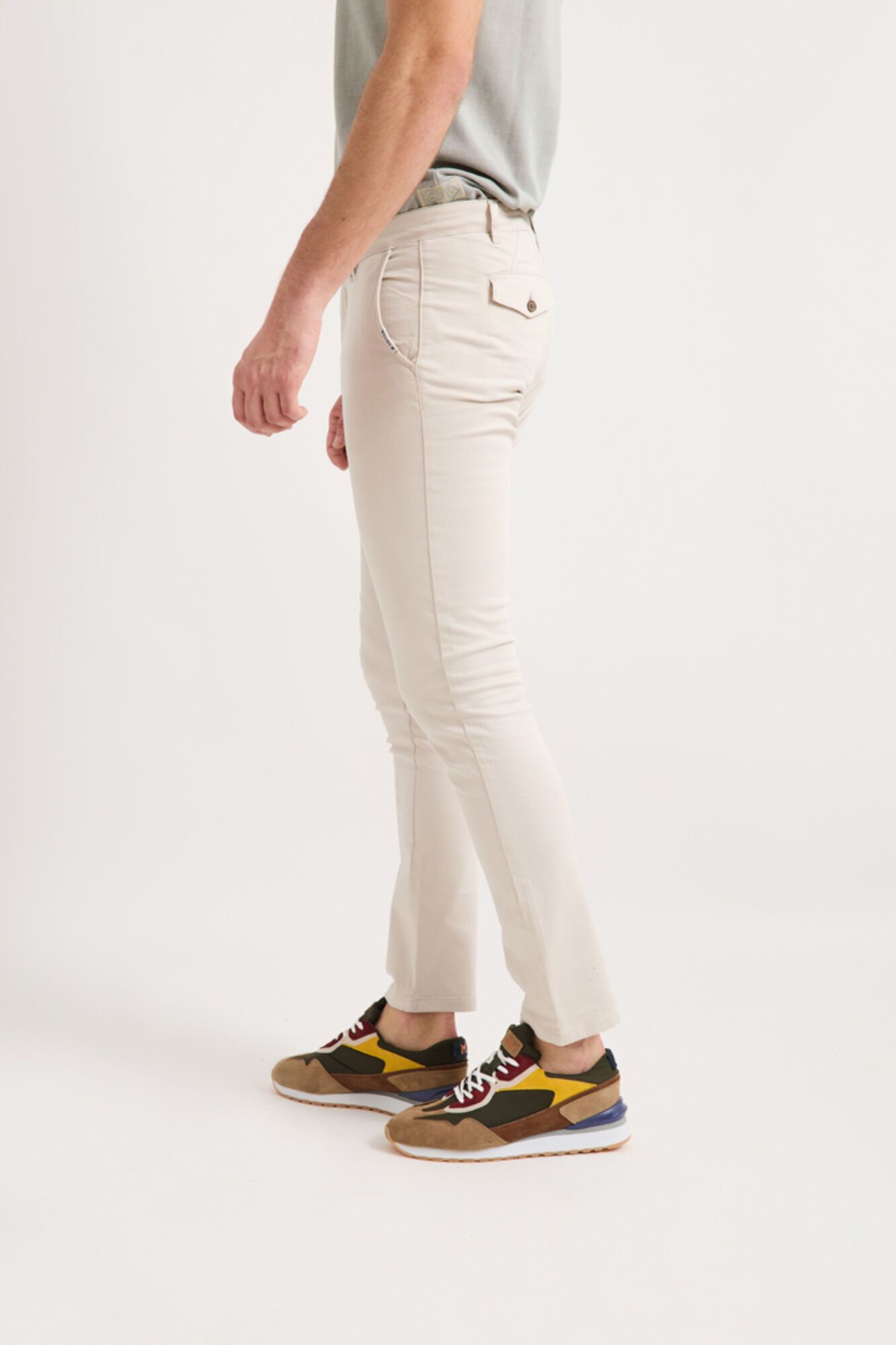 Williot Pantal&oacute;n Chino Slim