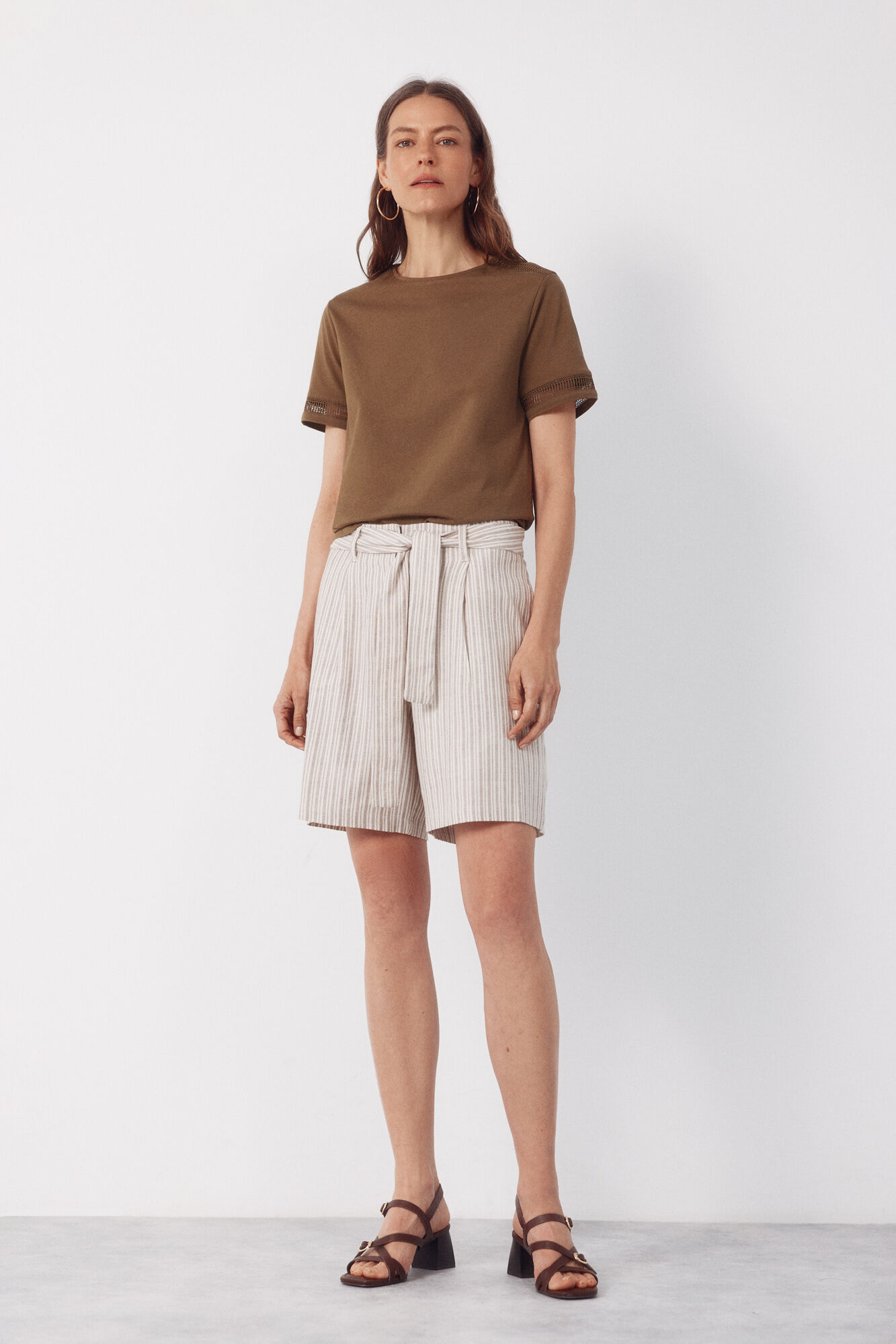 Cortefiel Bermuda de linho