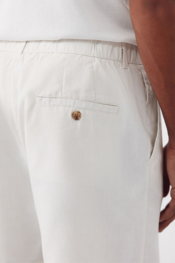 Cortefiel Bermuda shorts with elastic and regular laces Ivory