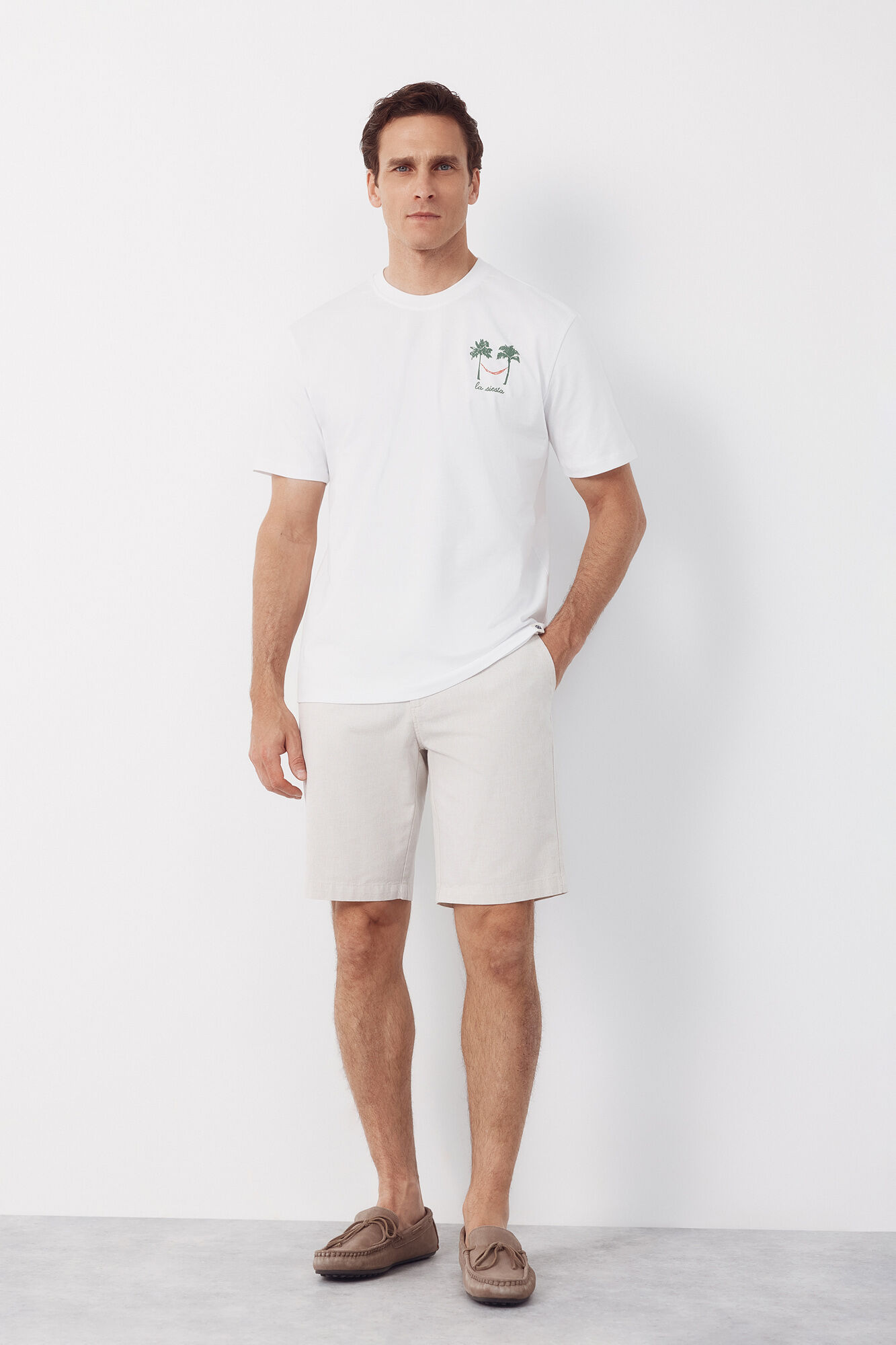 Cortefiel Graphic T-shirt