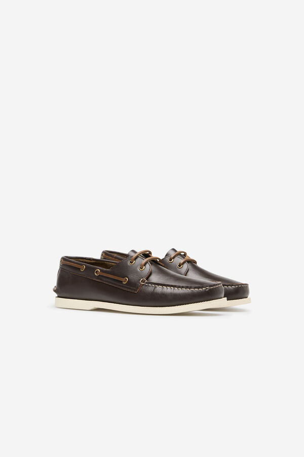 Cortefiel Leather boat shoe Dark brown