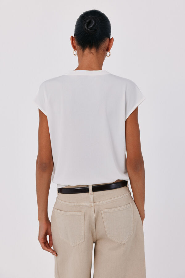 Cortefiel Basic stand-up collar T-shirt White