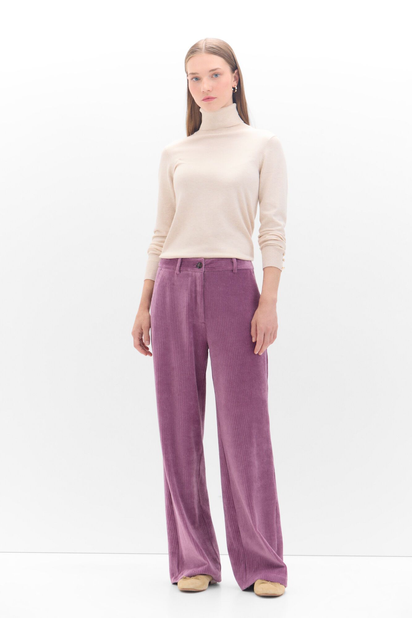 Pantalon recto de pana Pantalones de mujer Cortefiel