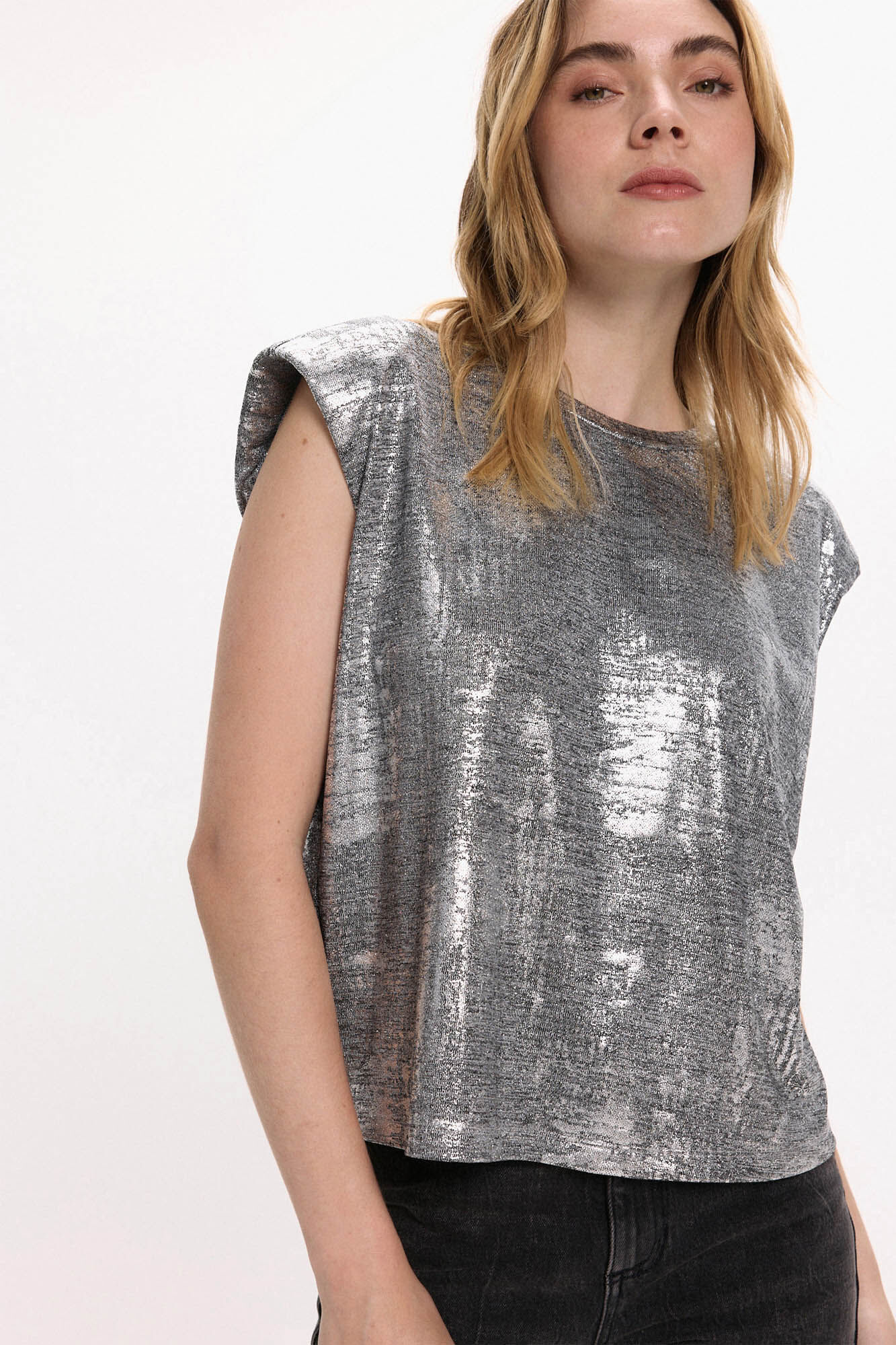 Vila Top sin mangas metalizado