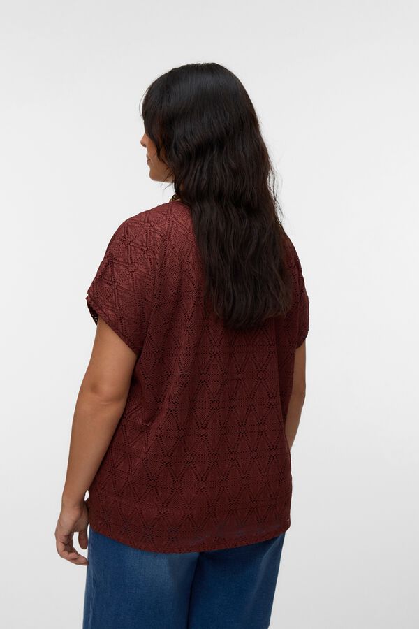 Vero Moda Curve Top com detalhes vazados tamanho grande Castanho
