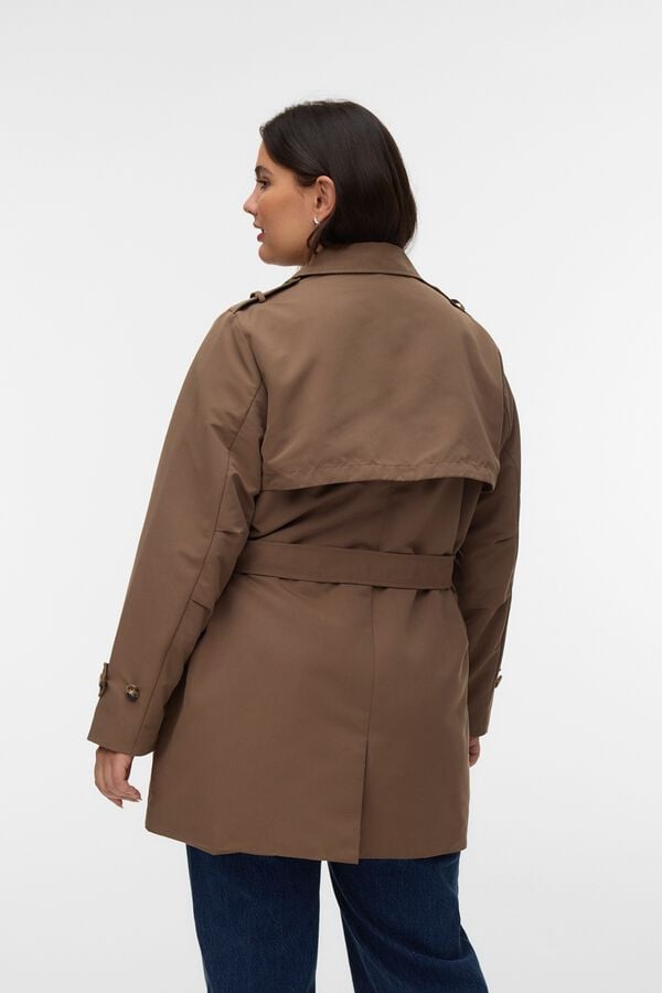 Vero Moda Curve Gabardina cl&aacute;ssica midi tamanhos grandes Castanho