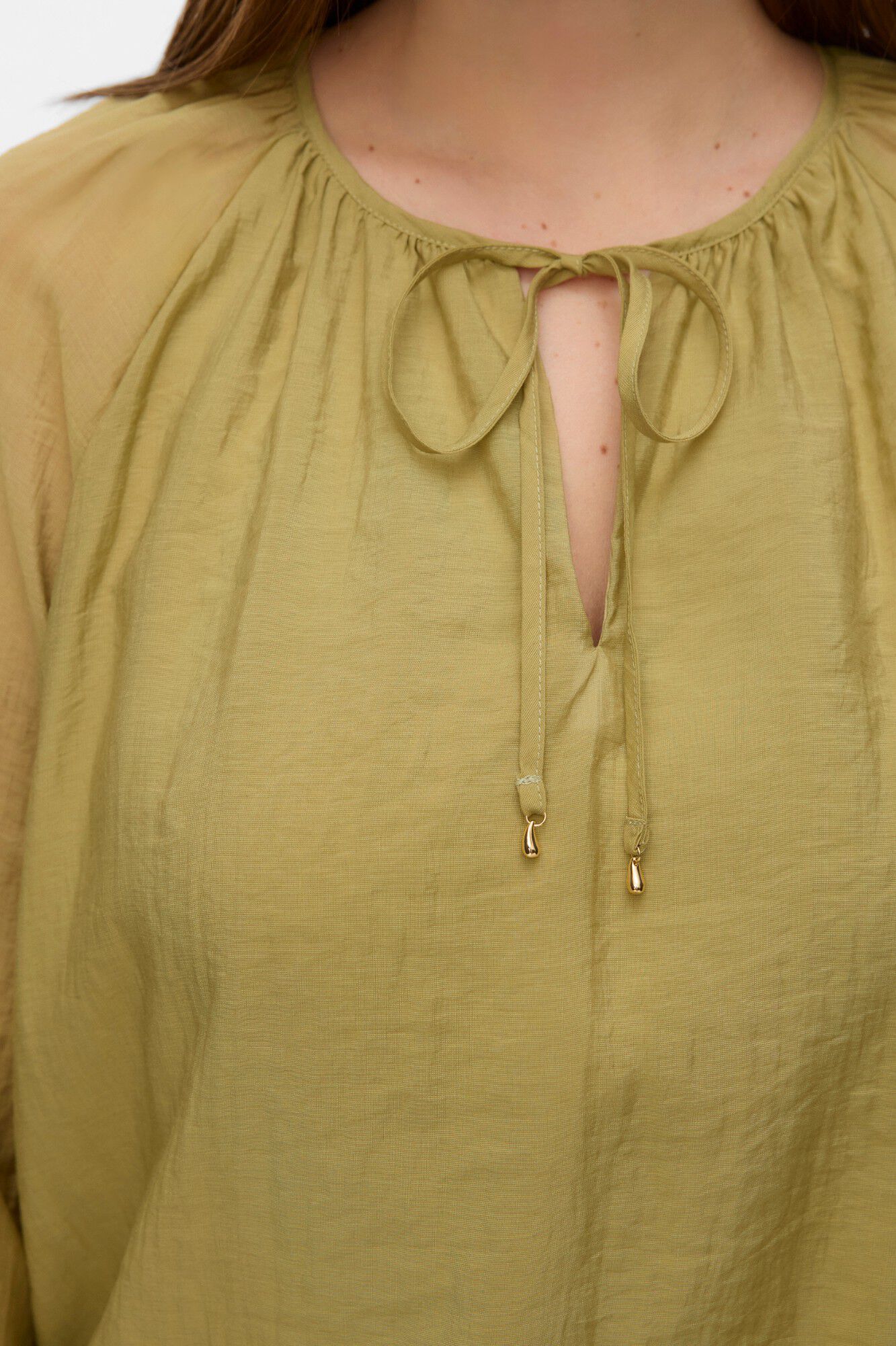 Vero Moda Curve Top manga volante talla grande