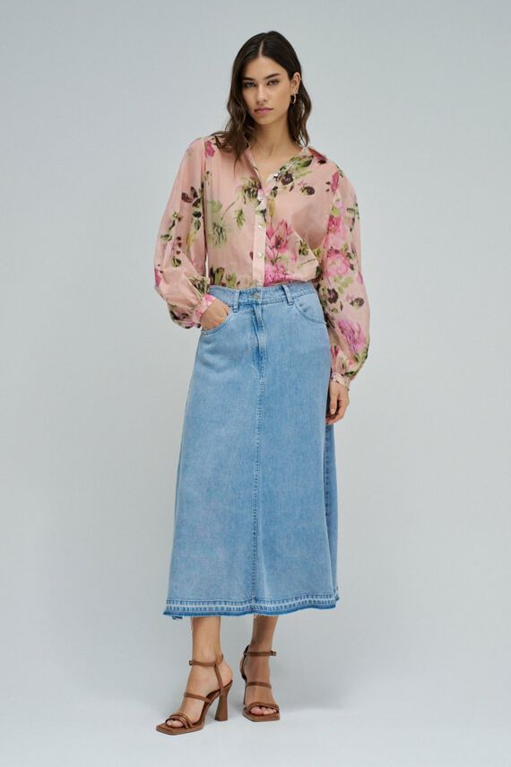 Falda denim ligera