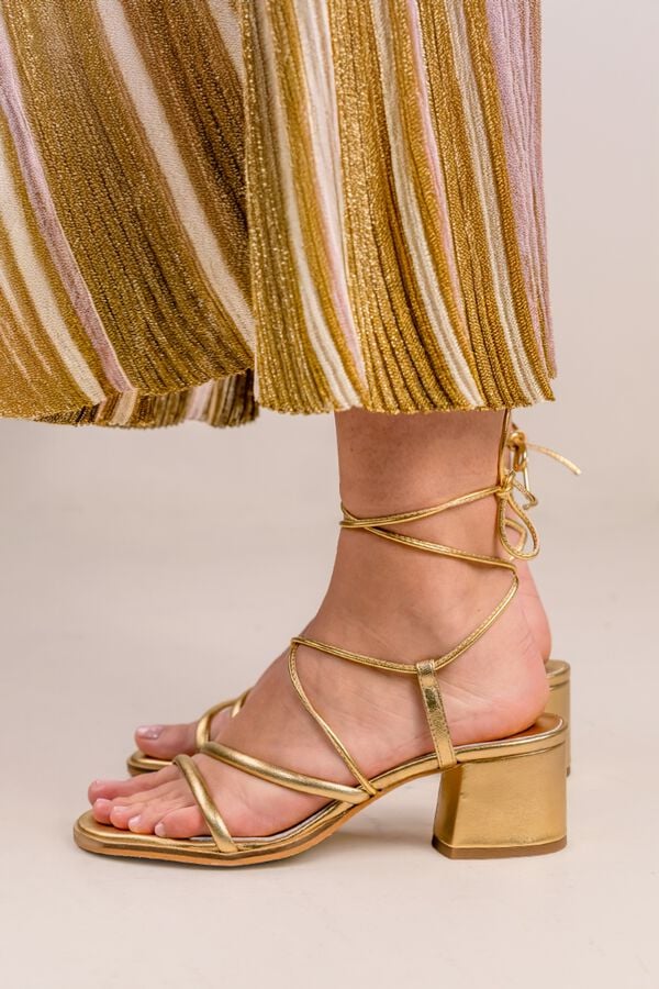 Bryan Stepwise Sand&aacute;lia de salto largo Dourado