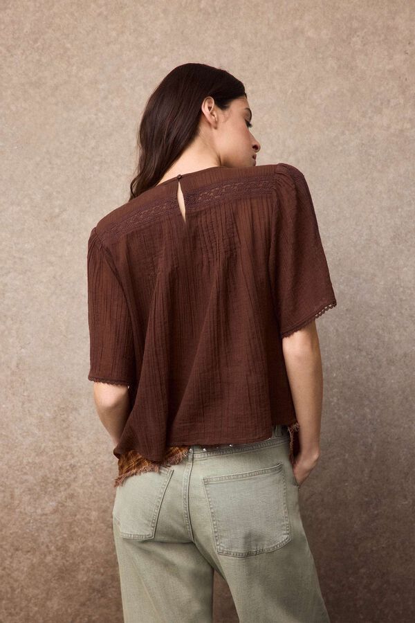 Slowlove Blusa com detalhes de renda Castanho