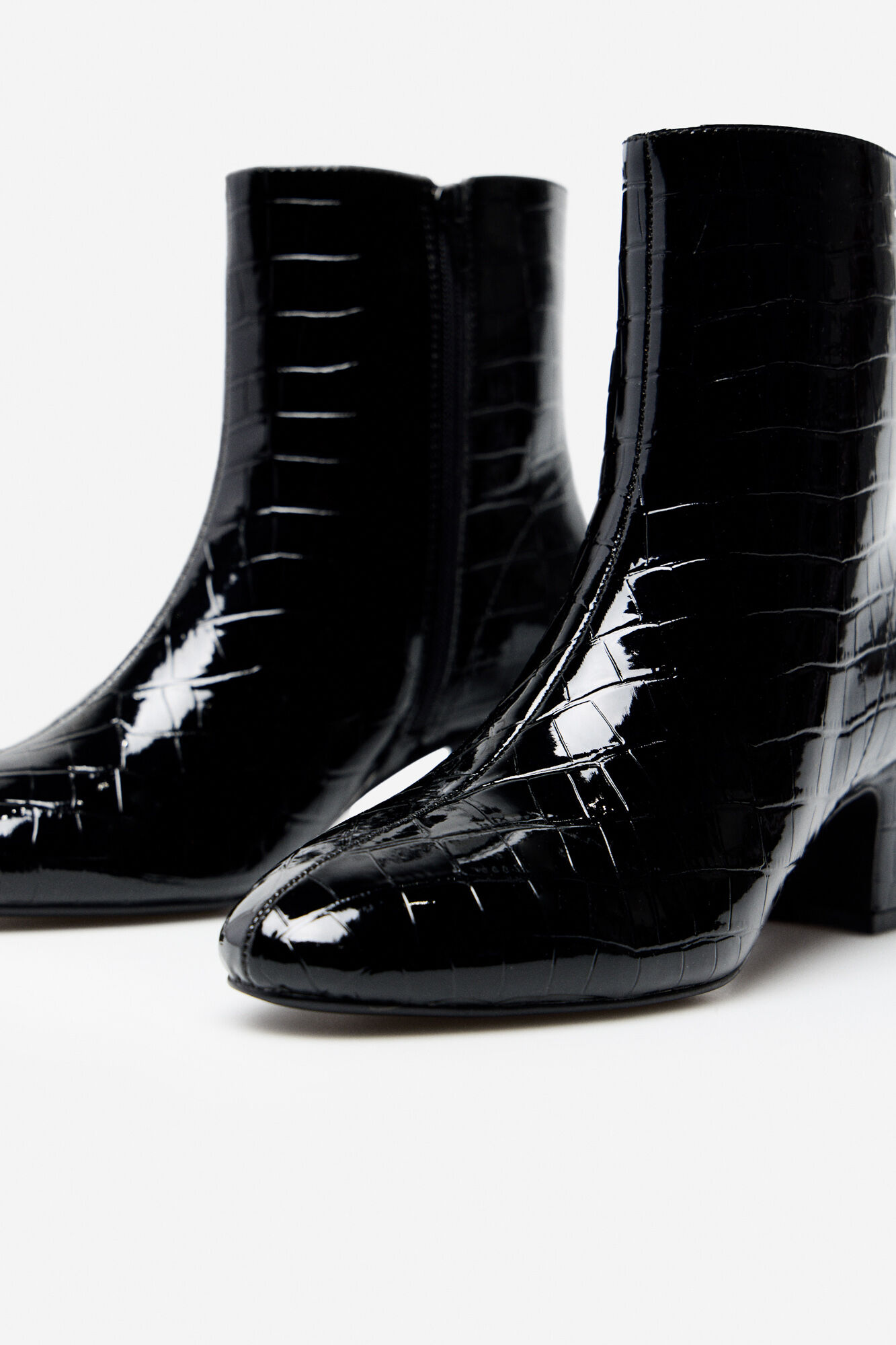 Coco heel ankle boot Women s ankle boots Cortefiel
