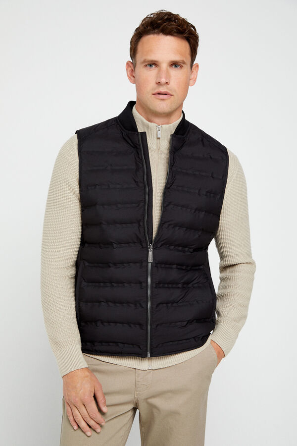 Chalecos de hombre | Cortefiel