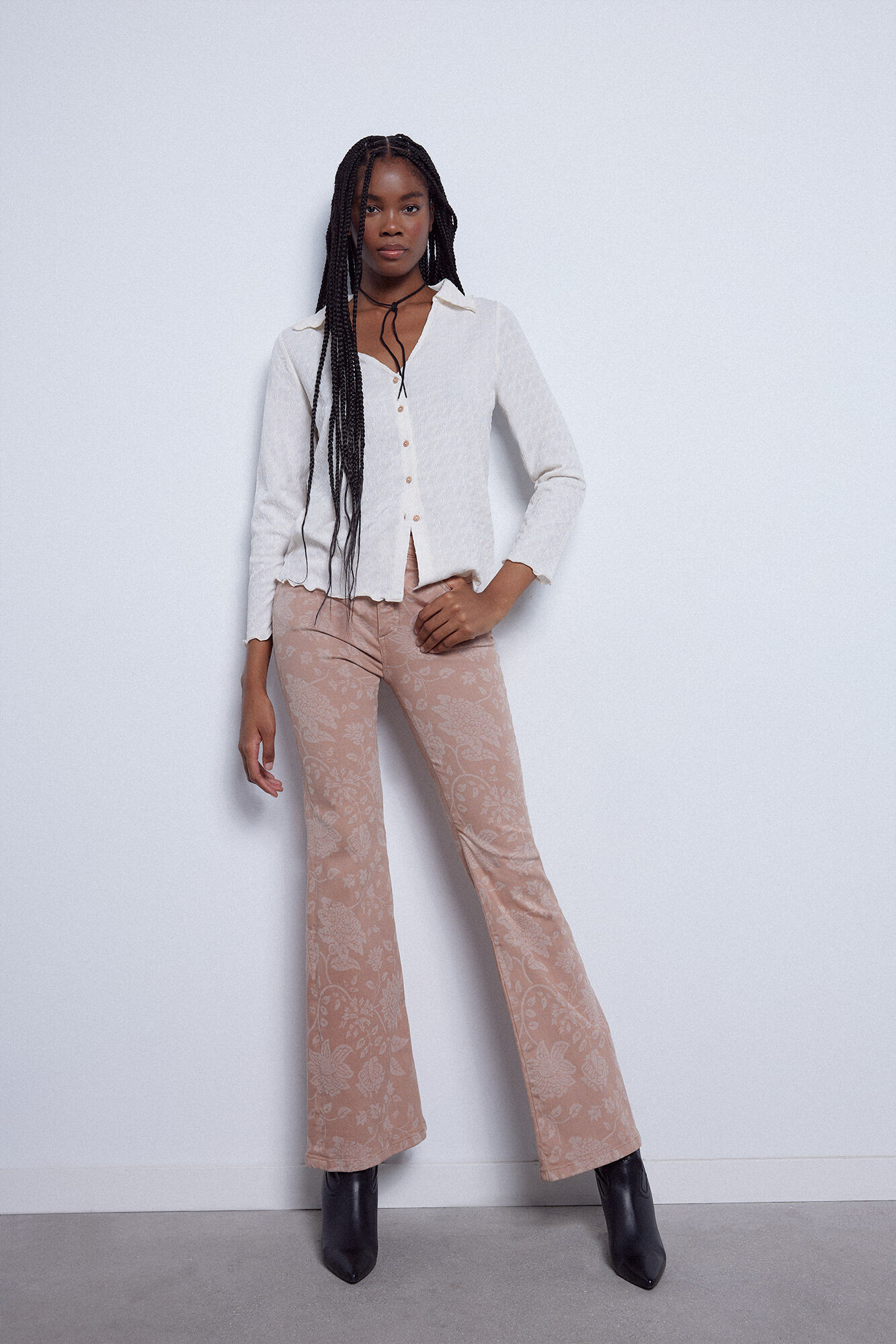Pantalon vaquero campana deals tiro alto