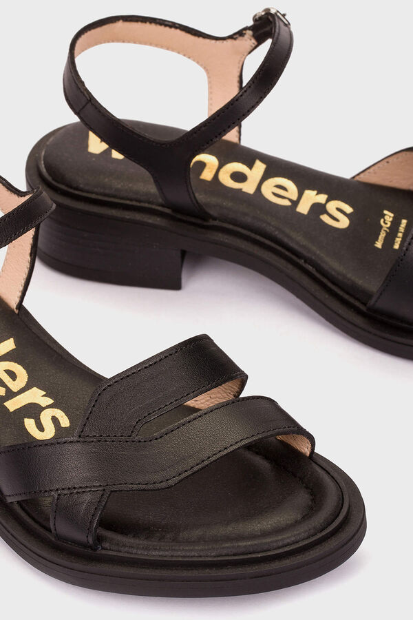 Wonders Janet 10 sandals Black