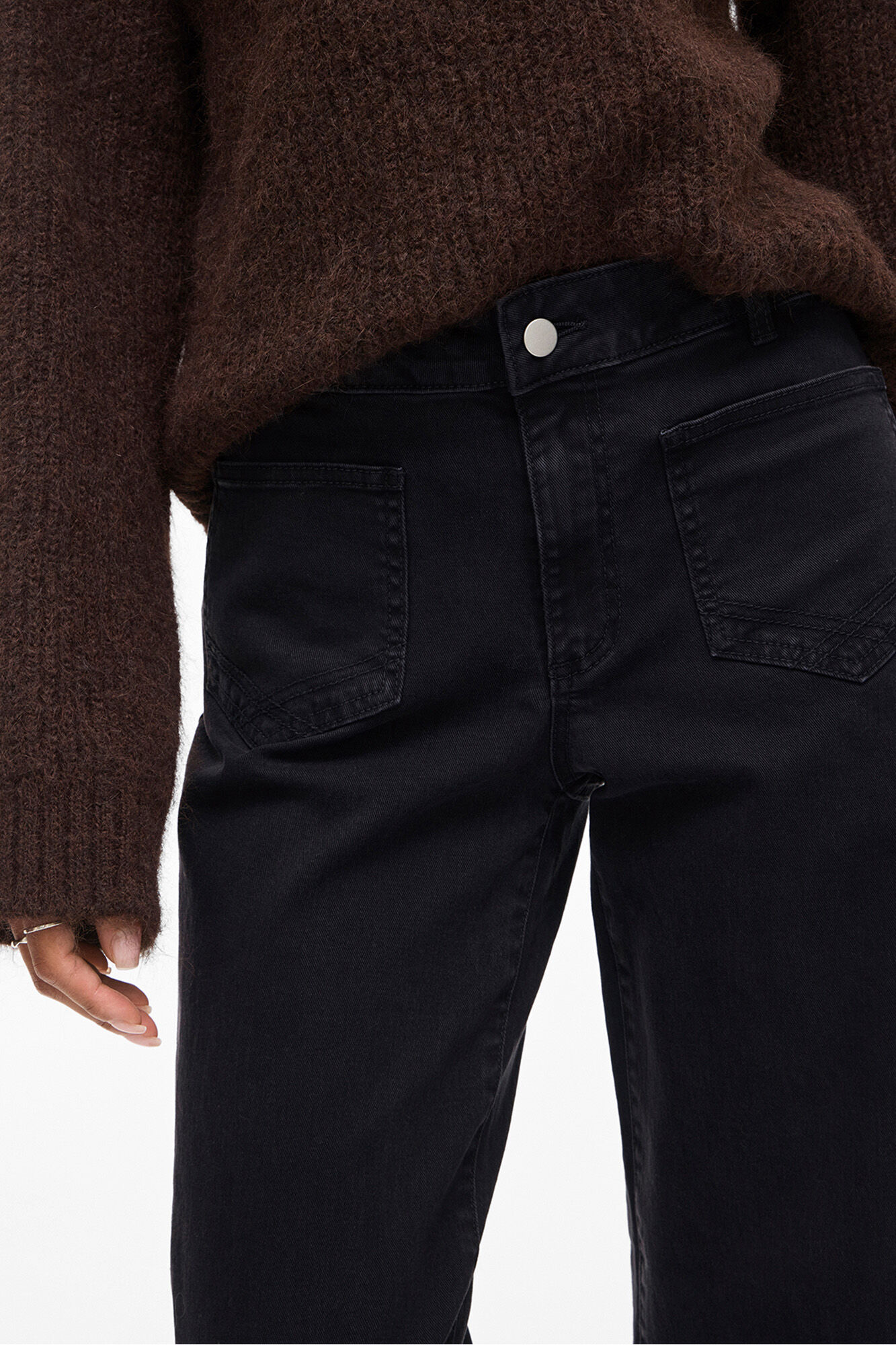 Vila Cal&ccedil;a largas com bolsos frontais