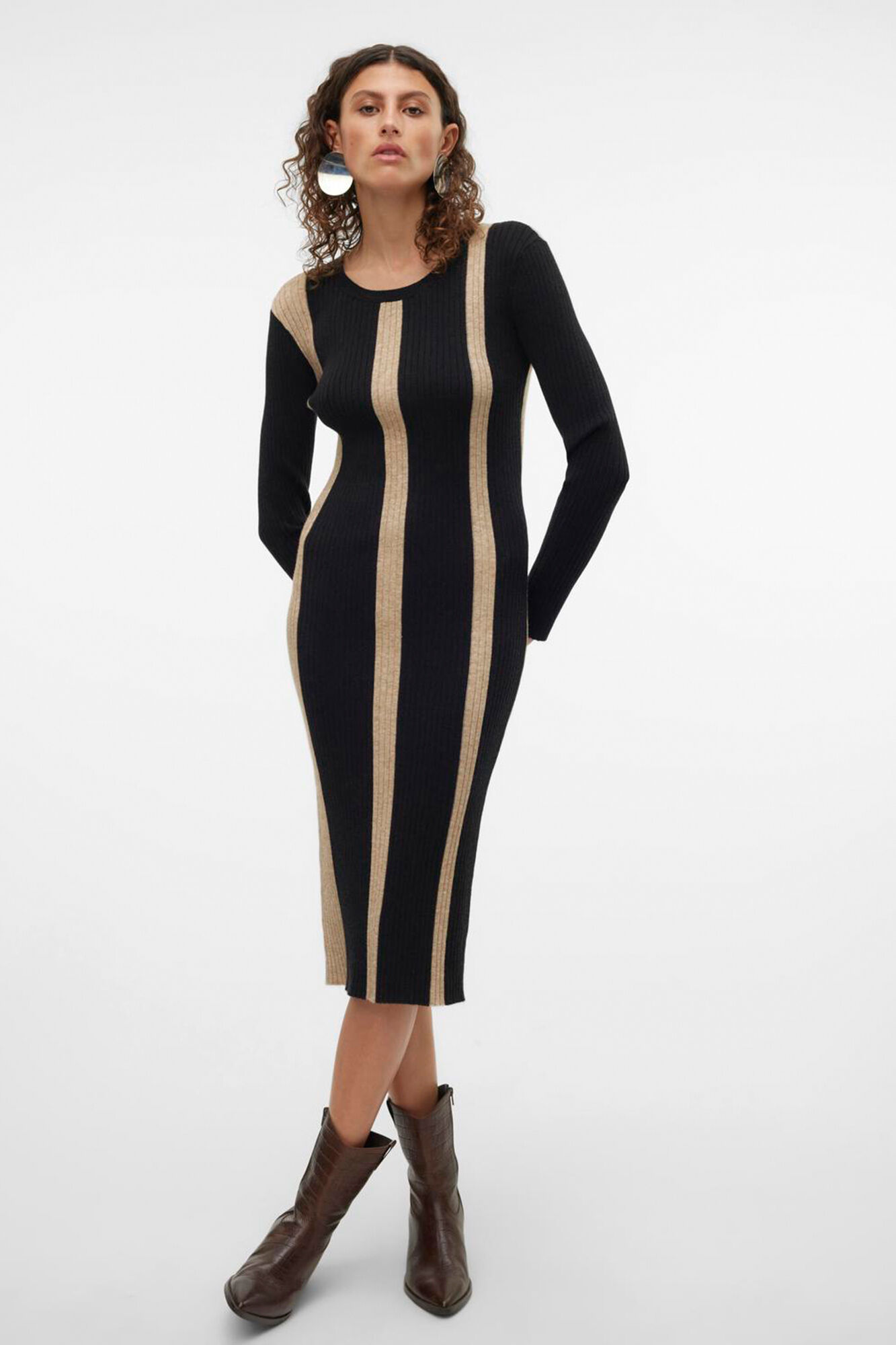 Jersey knit midi dress Women s dresses and jumpsuits Cortefiel