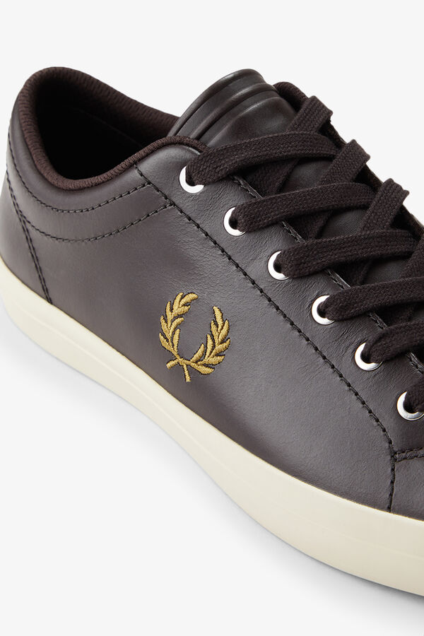 Fred Perry Sapatilha Baseline em pele Castanho