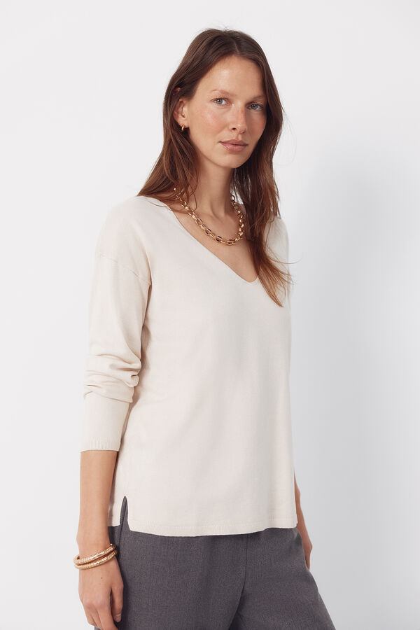 Cortefiel V-neck jumper Ivory
