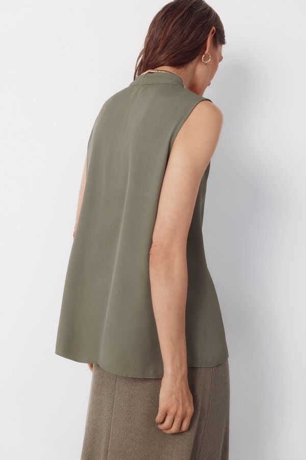Cortefiel Fluid pleated blouse Green