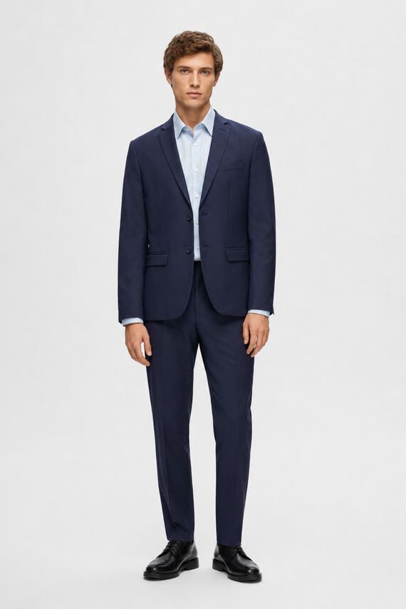 Americana de traje Slim Fit confeccionada con materiales reciclados